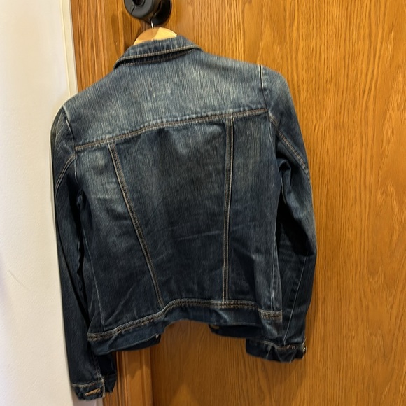 GAP Jean Jacket - Picture 3 of 3